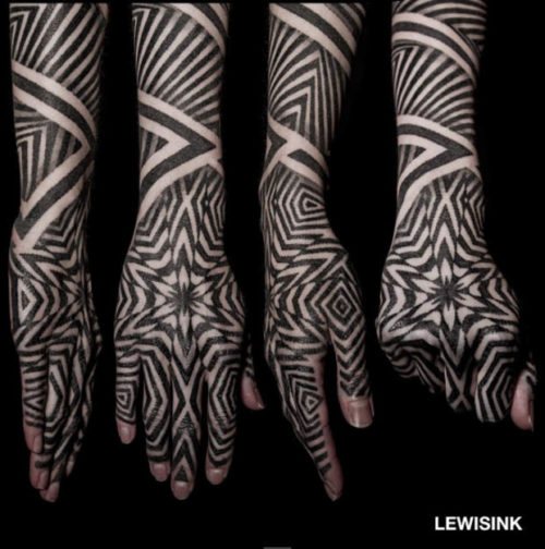 120 tatouages réalisés par les meilleurs tatoueurs du monde