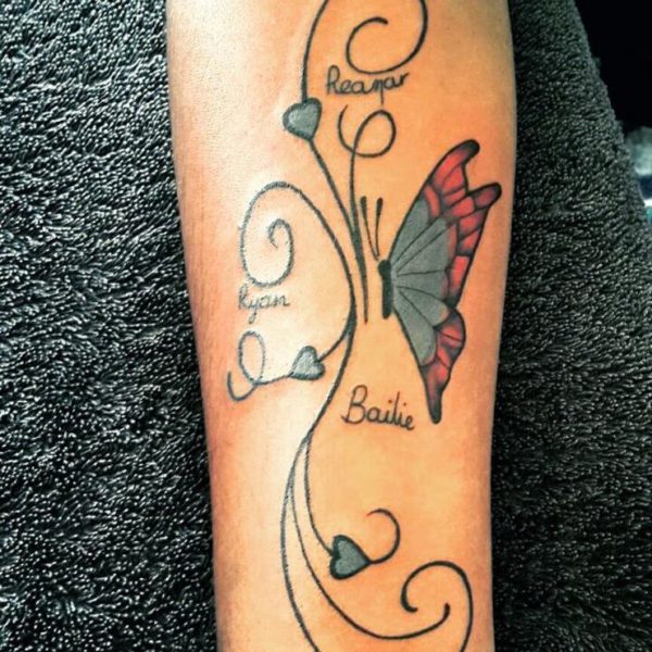 60 tatouages de bébé pour les mamans qui montrent leur amour