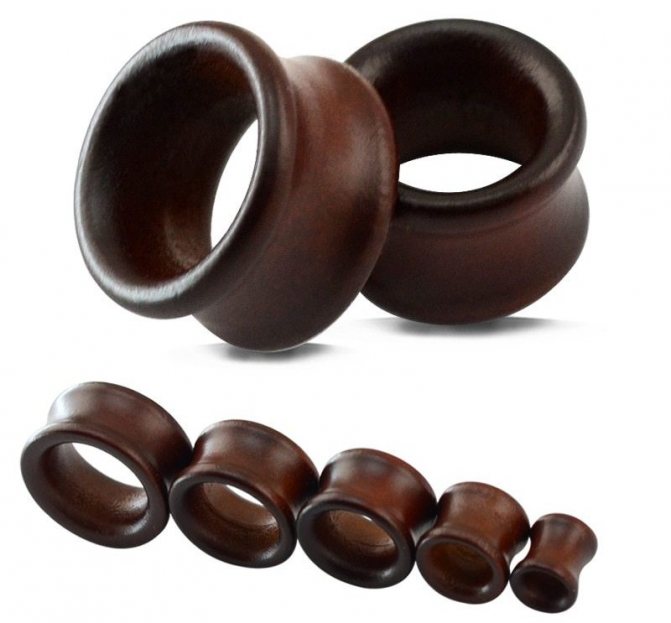Accessoires pour les tunnels dans les oreilles