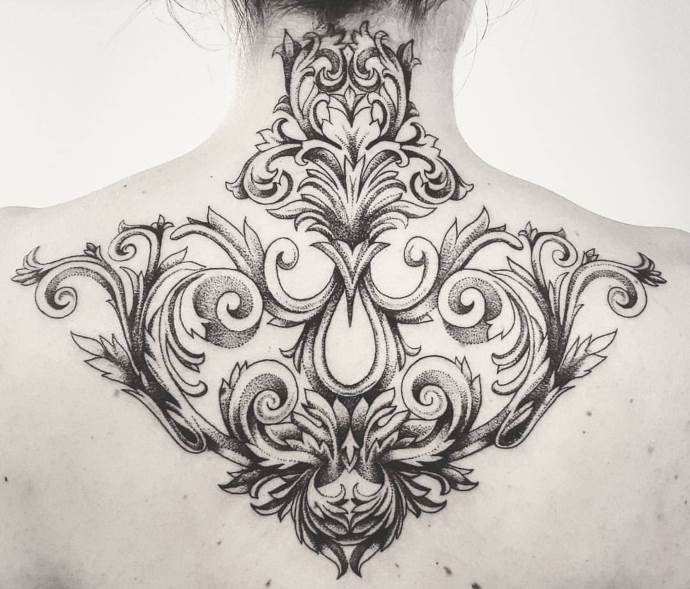 Baroque au dos