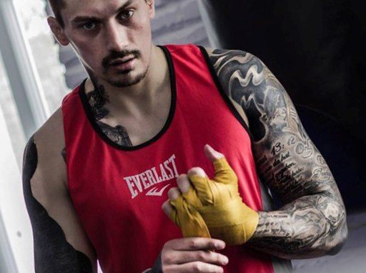 Boxeur tatoué