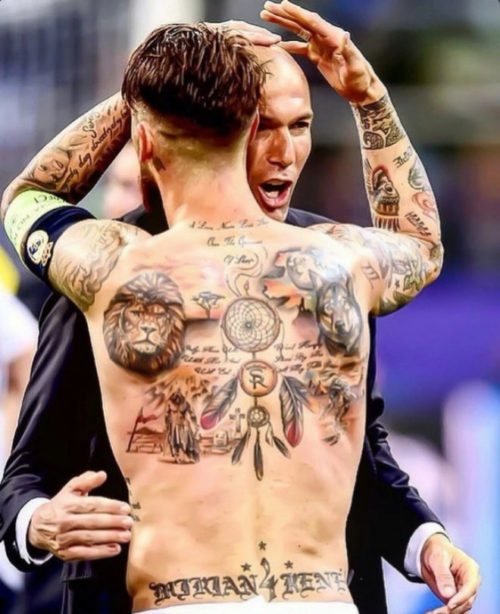 plus de 120 phrases de tatouage pour les hommes