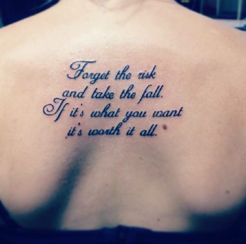 Plus de 120 phrases de tatouage pour les hommes