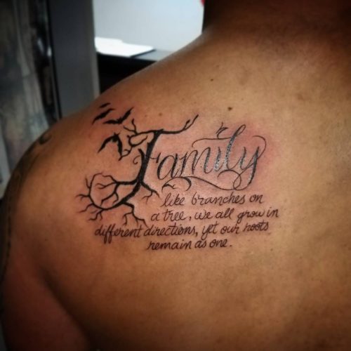 Plus de 120 phrases de tatouage pour les hommes