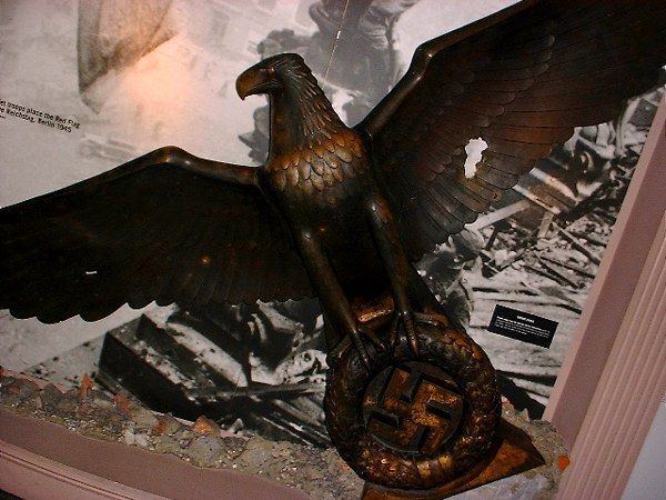 Aigle en bronze du bâtiment de la Chancellerie du Reich
