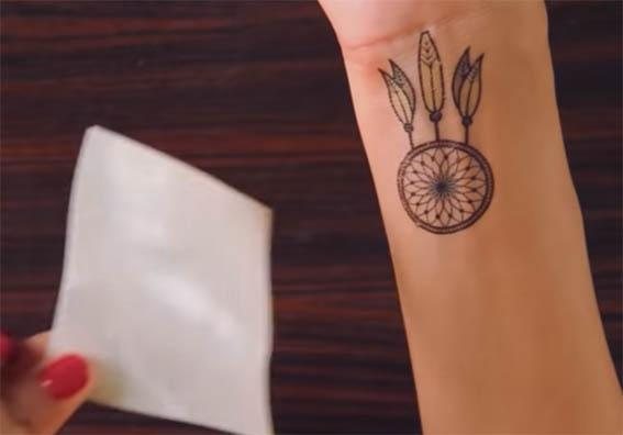 Papier pour tatouage temporaire