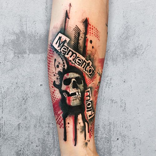 Tatouage Carpe diem Memento Mori en latin. Image, signification.