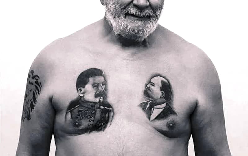 Souvent, un tatouage de Staline ou de Lénine était fait par des criminels,