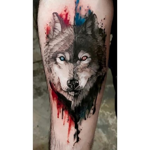Que signifie le tatouage du loup ? Signification du tatouage de loup pour hommes et femmes : photo