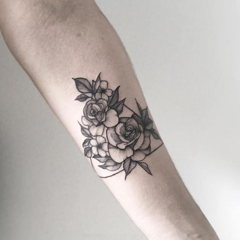 Ce que signifie le tatouage en triangle