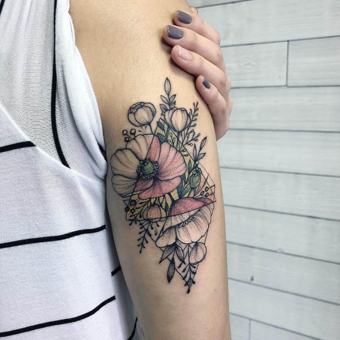 Tatouage en forme de points pour une fille