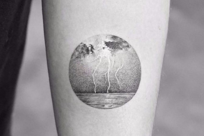Croquis de tatouage en pointillés