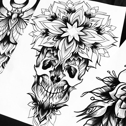 Motifs de tatouages blancs pour hommes et femmes
