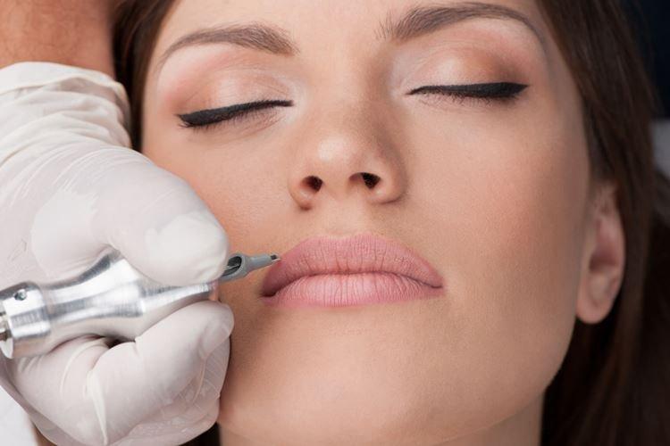 Les étapes du maquillage permanent