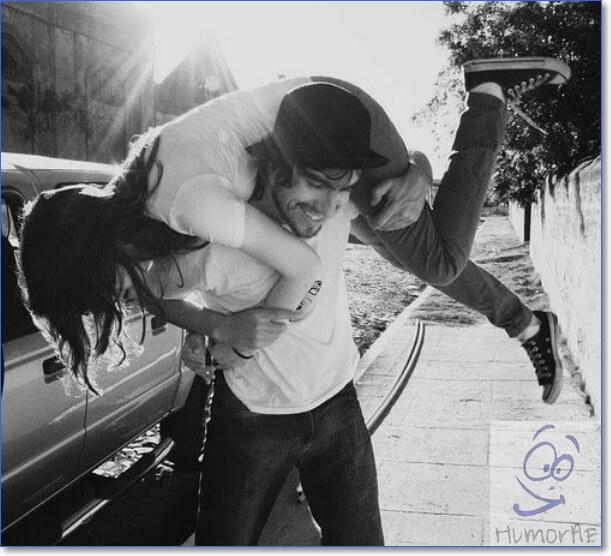 Photo d'un homme et d'une femme de dos