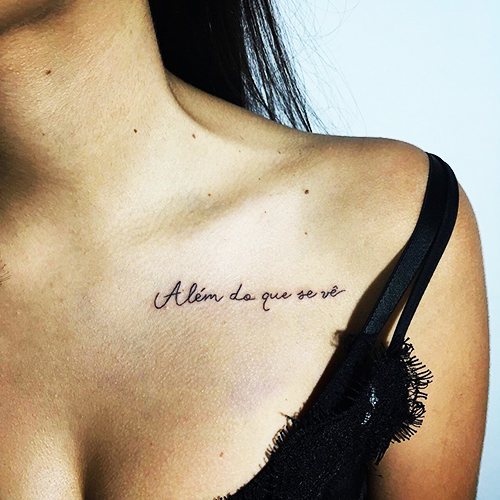 Dictions ABC pour les tatouages en latin traductions en anglais, français, italien