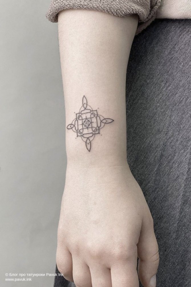 handpoke tattoo 001