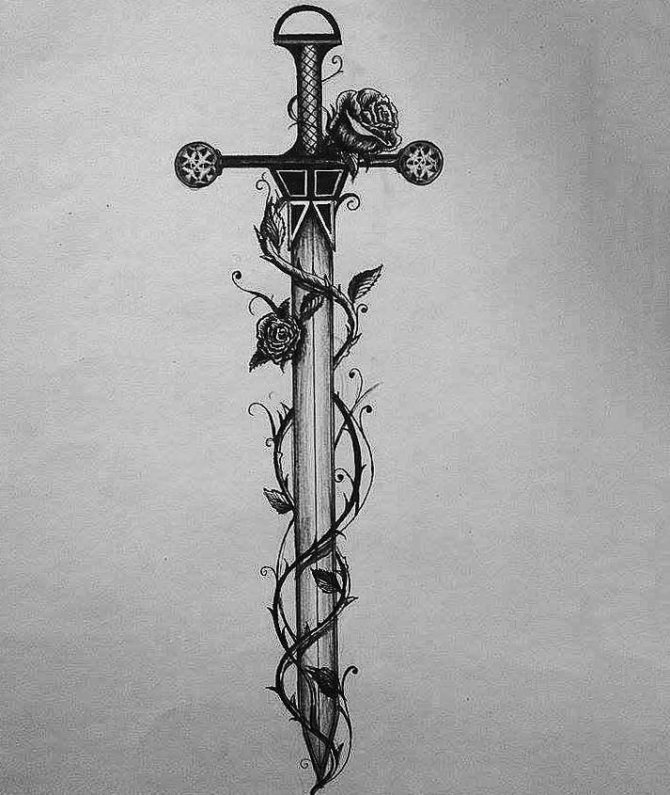 Croquis intéressant pour un tatouage d'épée