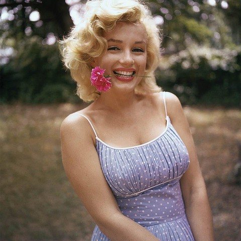 Une actrice célèbre était différente