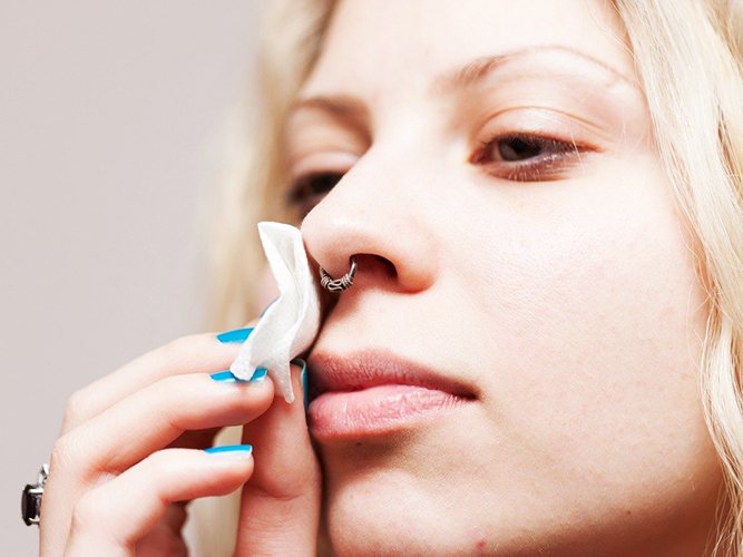 Comment réaliser des piercings du septum à la maison