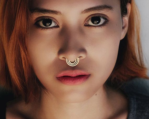 Comment percer un septum piercing à la maison