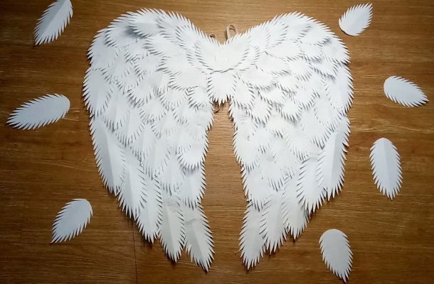 Comment faire des ailes d'ange de leurs propres mains pour les séances de photos