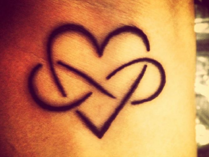 Quel tatouage convient à la Vierge