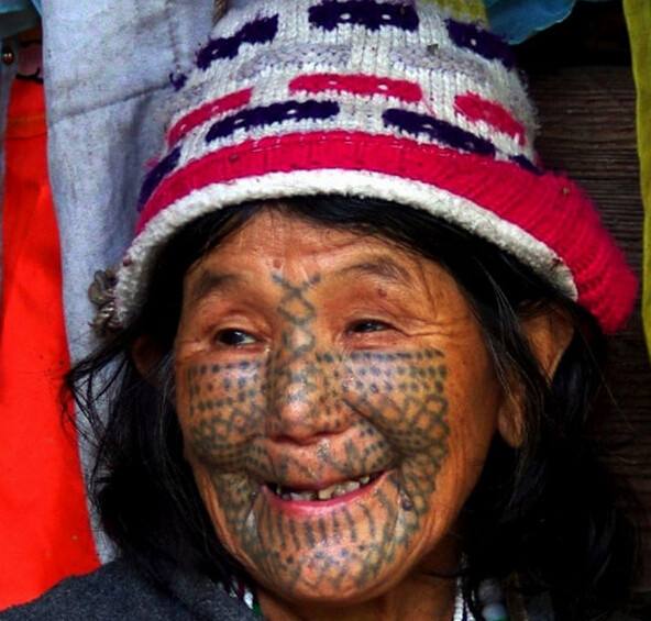 Tatouage de minorité nationale chinoise - tatouage de nationalité 大邑