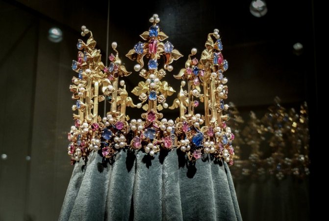 La couronne de la princesse Blanche