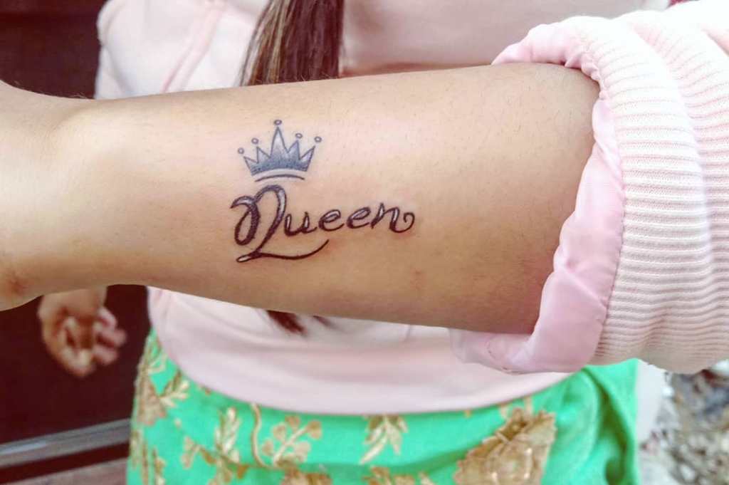 signification du tatouage de la couronne