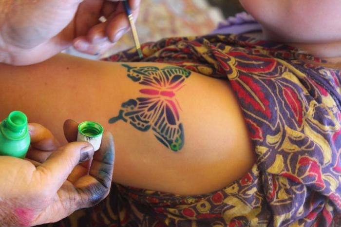 Encre pour tatouage temporaire