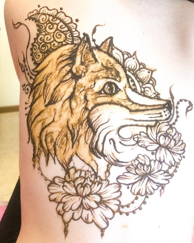 Renard sur mehendi