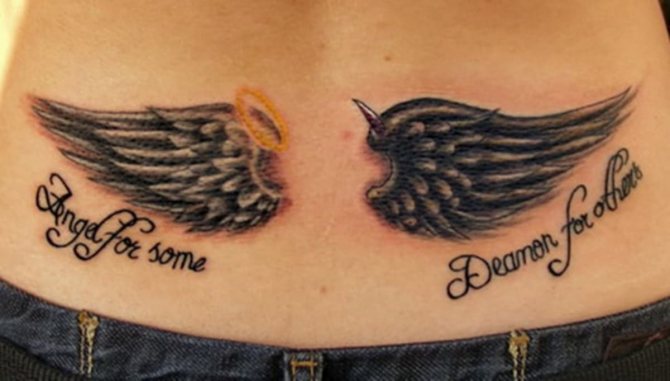 Les gens ne sont ni blancs ni noirs, donc ce tatouage est parfait.