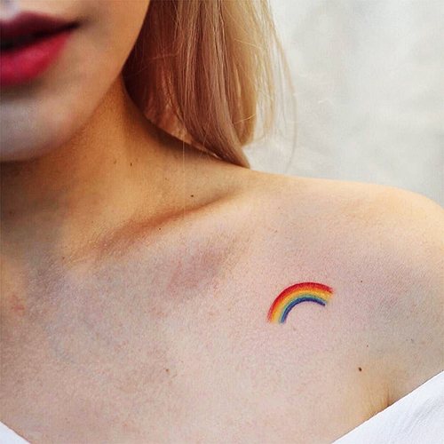 Petits tatouages pour les filles. Esquisses de belles inscriptions avec signification, photo