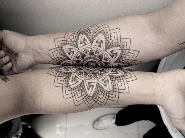 Tatouage mandala : ce qu'il est, ses caractéristiques, sa signification, comment il affecte la vie, où le faire