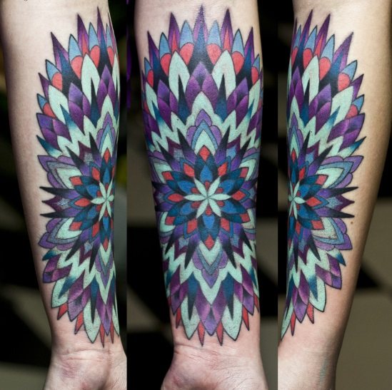 Tatouage mandala : ce qu'il est, ses caractéristiques, sa signification, comment il affecte la vie, où le faire