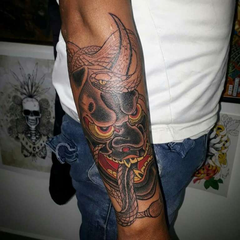 signification du tatouage du masque hanya