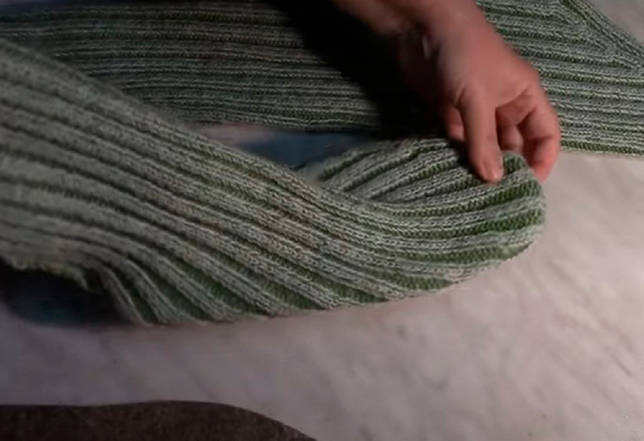 Classe de maître pour fabriquer des bottes à partir d'un vieux pull-over