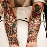 Nouveau tatouage d'école. Croquis d'un homme, d'une femme, d'une photo