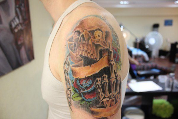Tatouages émotionnels dangereux