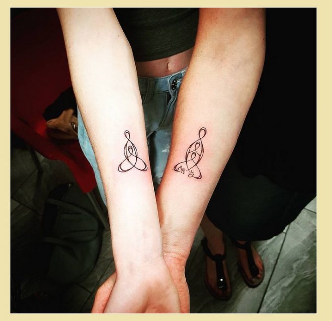 Tatouage de famille par paire