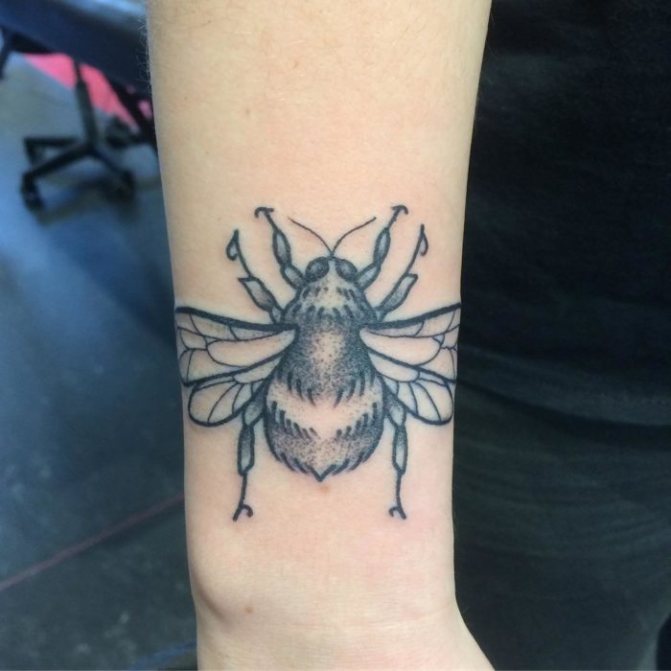 L'abeille est un symbole de dur labeur