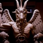 La croix inversée est considérée comme l'un des symboles du satanisme.