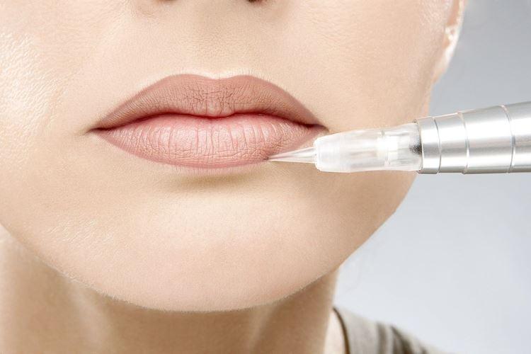 Maquillage permanent des lèvres : ce que c'est (photos avant et après)