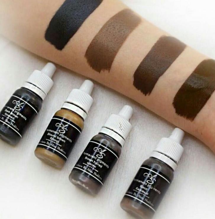 Pigment pour tatouage de sourcils