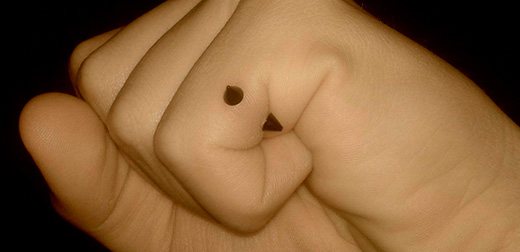 Piercing du petit doigt