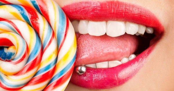 Perçage de la langue. Photos, types, avantages et inconvénients, comment s'y prendre, conséquences et soins