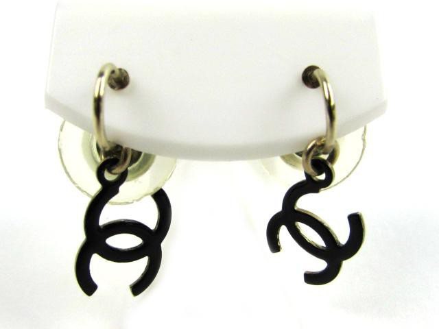 avis sur le piercing du mamelon féminin