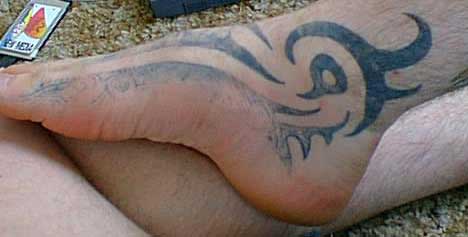 Pourquoi ne peut-on pas se faire tatouer avant 18 ans ?