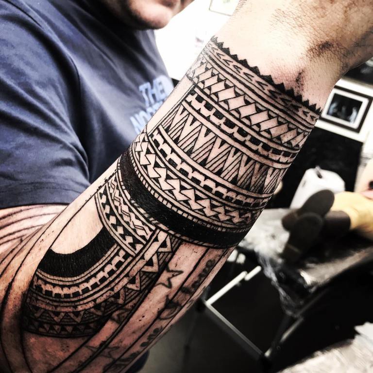 tatouages polynésiens